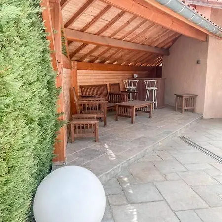 Villa Magnifique Maison A - Piscine Lentilly