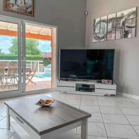 Magnifique Maison A - Piscine Lentilly