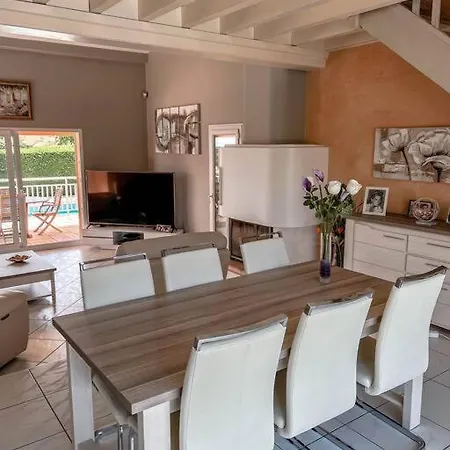 Magnifique Maison A - Piscine Lentilly